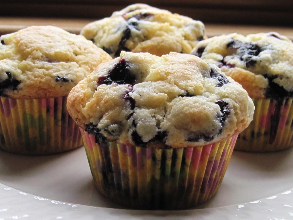 blueberry muffins 01.jpg